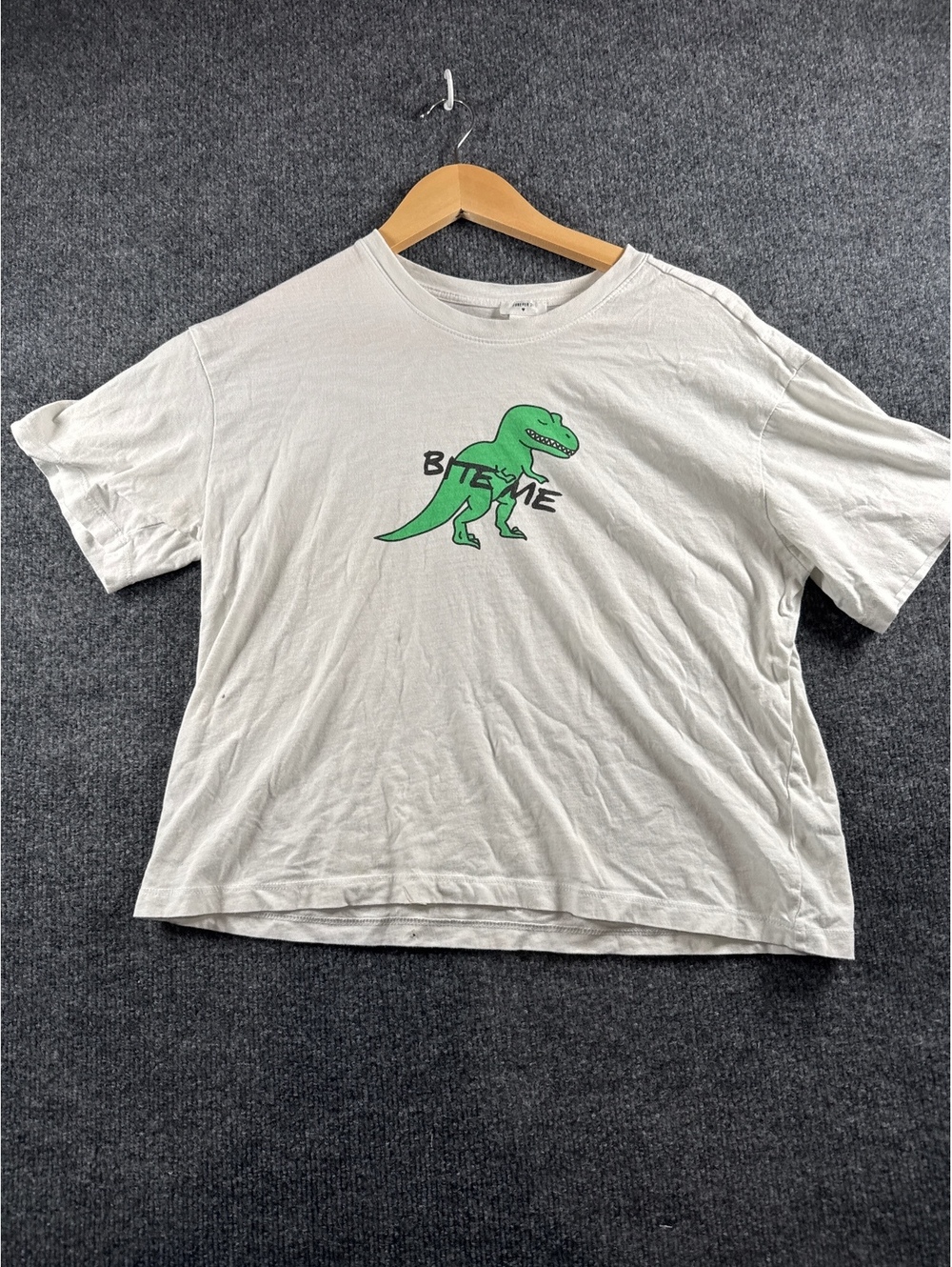 Forever 21 Women’s Medium White Green Dinosaur Graphic T-Shirt Tee